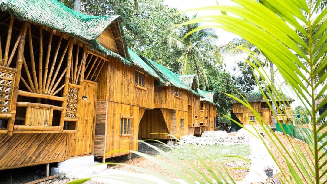 Nirvana Resort & Dive Centre - モアルボアル エクステリア 写真