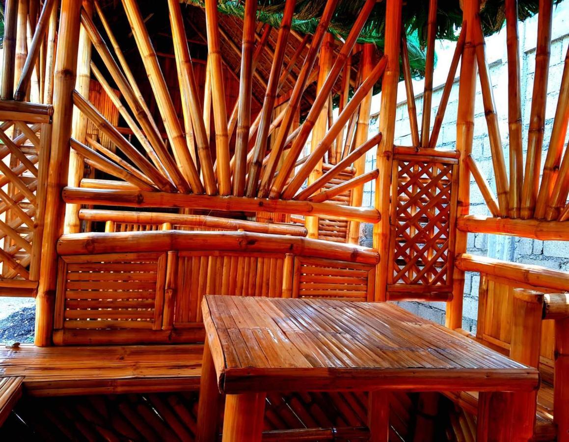 Nirvana Resort & Dive Centre - モアルボアル エクステリア 写真